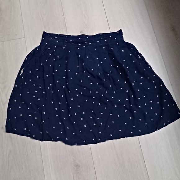 Cute pleated star skirt - Picture 1 of 3